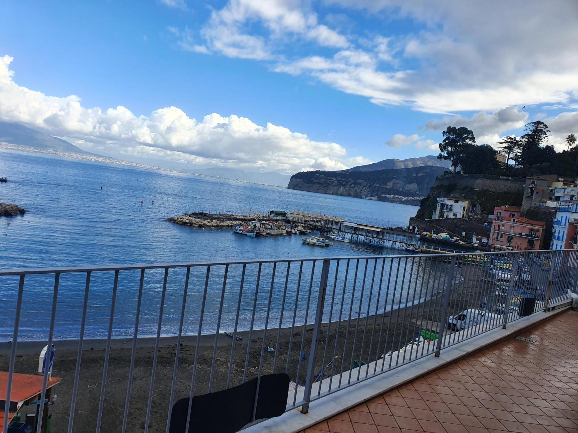 Appartement Sea View Casa Anna Sorrente Extérieur photo